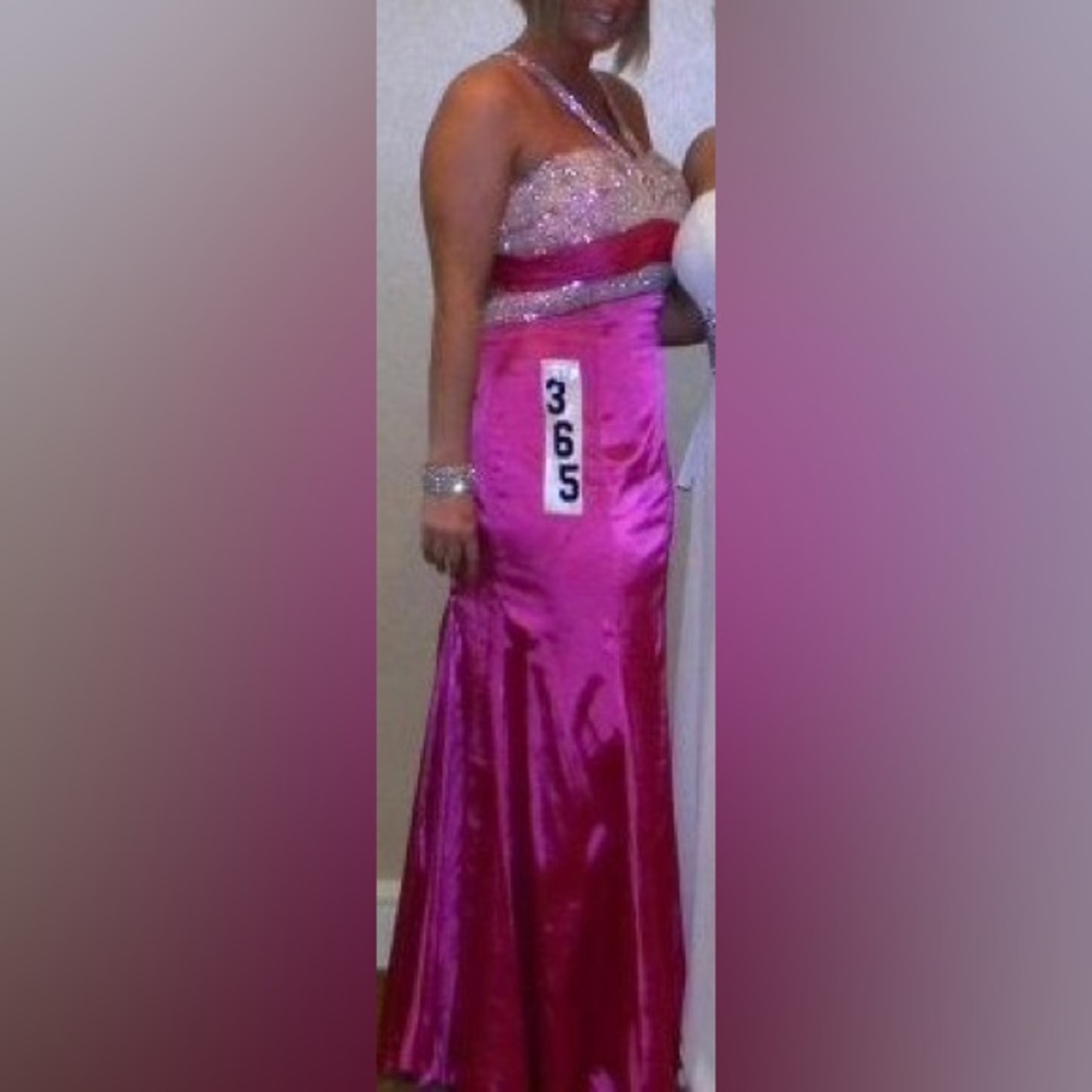 Women’s full length Gown